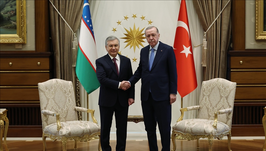 الرئيس أردوغان يستقبل نظيره الأوزبكستاني بمراسم رسمية