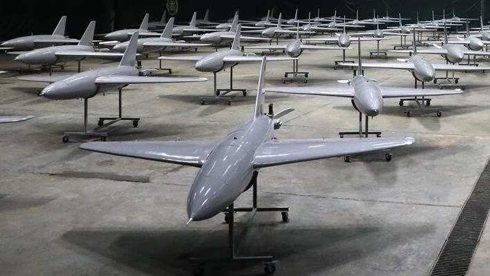 رسانه‌های ایران: هزار فروند پهپاد تحویل ارتش شد