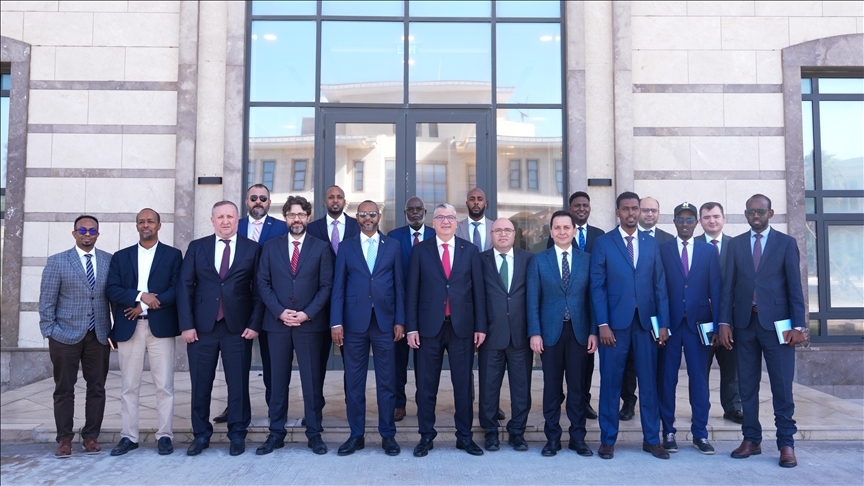 تركيا: نهدف لتطوير التعاون مع الصومال في مجال الملاحة البحرية