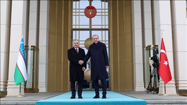 La Türkiye devient l’un des nouveaux pôles géopolitiques mondiaux, affirme le président ouzbek