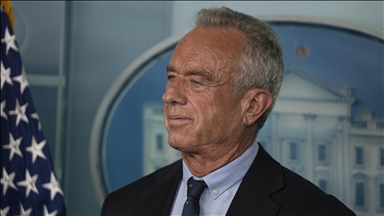 US health secretary says administration cracking down on health care fraud