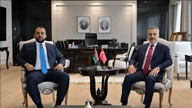 وزير الخارجية التركي يلتقي نائب وزير الدفاع الليبي
