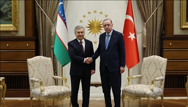 الرئيس أردوغان يستقبل نظيره الأوزبكستاني بمراسم رسمية