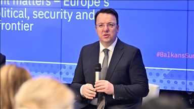 Министерот Николоски: Брисел ги прифати барањата, го решаваме проблемот со превозниците