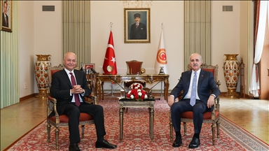 TBMM Başkanı Kurtulmuş, BM Mülteciler Yüksek Komiseri Salih ile görüştü