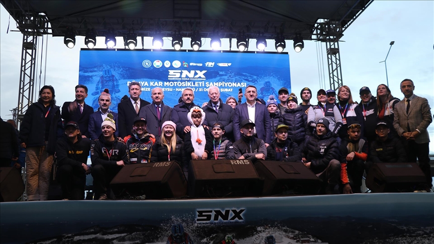 Rize'de Dünya Kar Motosikleti Şampiyonası'nın açılış seremonisi yapıldı