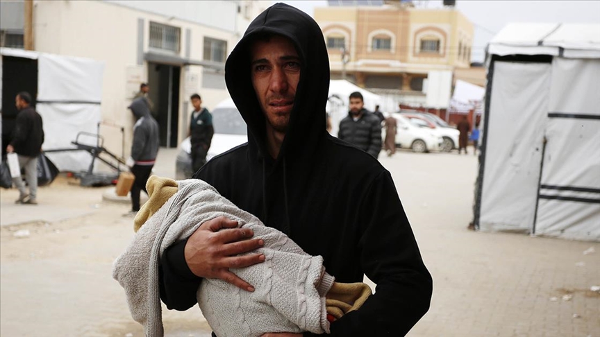 BM: Gazze'de kış mevsiminin başından bu yana 11 çocuk soğuktan donarak öldü