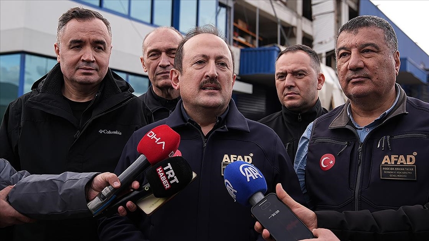 AFAD Başkanı Pehlivan: Personelimiz, İzmir'deki sağanak nedeniyle 112'ye gelen 577 ihbarın tamamına müdahale etti