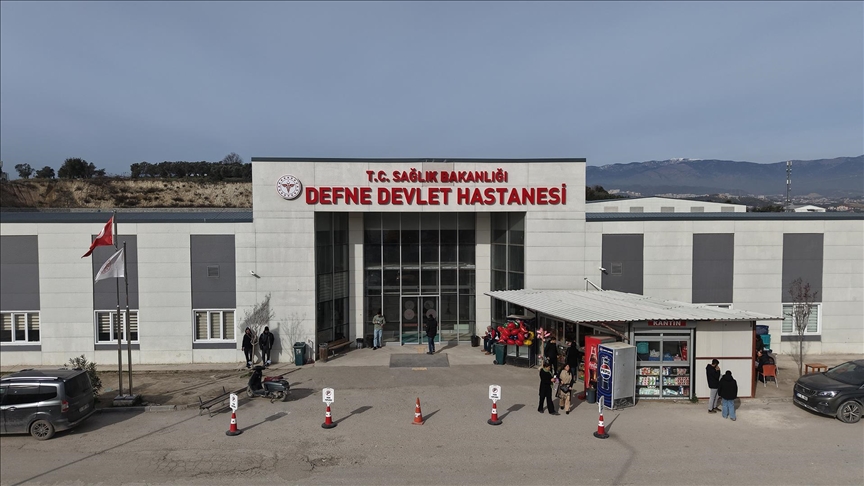 Depremin ardından 2 ayda tamamlanan hastane Hatay'ın sağlık yükünü sırtladı