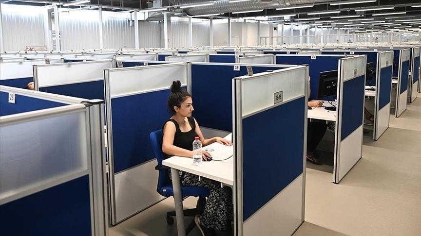 Elektronik İngilizce Yeterlik Sınavı yarın gerçekleştirilecek