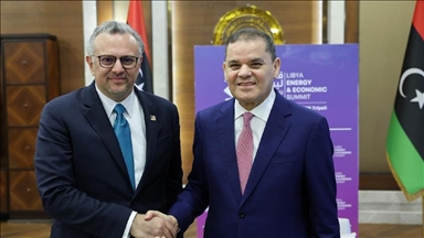 تحركات واشنطن في ليبيا.. توحيد للمؤسسات أم تكريس للانقسام؟ 