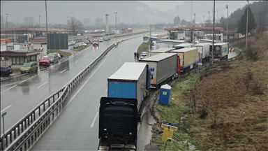 Dio prijevoznika iz država regiona nastavlja blokade graničnih prijelaza