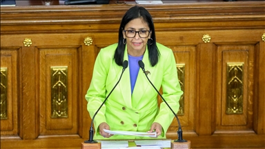 Venezuela Geçici Devlet Başkanı Rodriguez'den hava sahası açıklaması