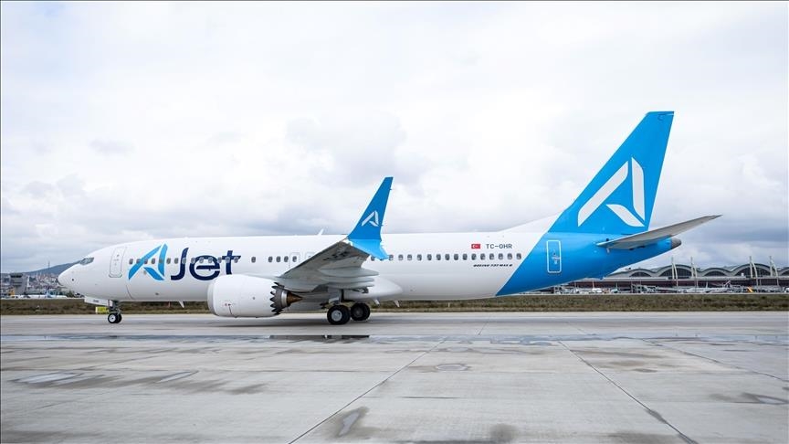 AJet filosuna 3 yeni nesil uçak daha katıldı