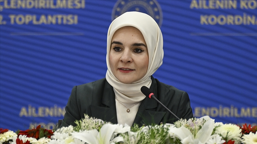 Bakan Göktaş: Dijital farkındalık, ailede başlıyor