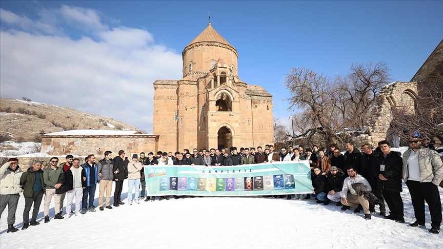 Tematik Kış Kampı'na katılan üniversite öğrencileri Van'ın güzelliklerine hayran kaldı