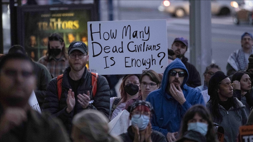 Thousands take to downtown Minneapolis to demand end to US federal immigration deployment