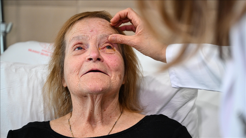 İngiliz hastanın "karanlık dünyası" Türkiye'de aydınlandı