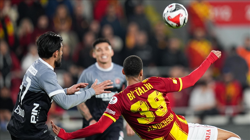 Göztepe, Fatih Karagümrük'ü 2-1 mağlup etti