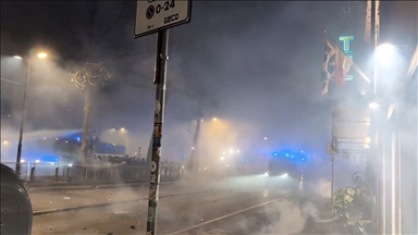 İtalya'da göstericiler ile polis arasında çatışma yaşandı