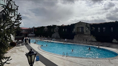 Afyonkarahisarlı turizmcilerin yüzü termal tatili tercih edenlerle güldü