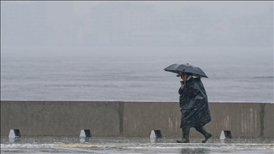 Meteorolojiden İzmir, Kıyı Ege ve Batı Akdeniz için çok kuvvetli yağış uyarısı