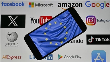 Estonia shqyrton mundësinë e reduktimit të varësisë nga teknologjia amerikane në sektorin publik