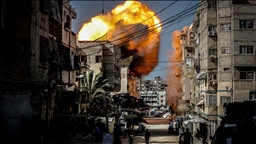 İsrail ordusunun Gazze Şeridi'ne düzenlediği saldırılarda son 24 saatte 37 Filistinli hayatını kaybetti