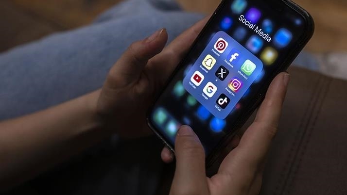 Ailesi izin verse dahi 15 yaşından küçük çocuklar sosyal paylaşım sitelerine giremeyecek