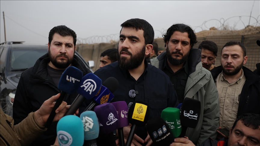 Halep Emniyet Müdürü: Anlaşma doğrultusunda Aynularab'a geldik, düzeni sağlamak için çalışıyoruz