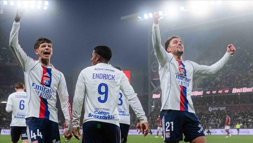 قدم.. أولمبيك ليون يواصل سلسلة انتصاراته بالفوز على ليل