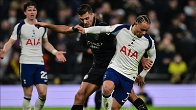 قدم.. توتنهام يفرض التعادل الإيجابي على مانشستر سيتي