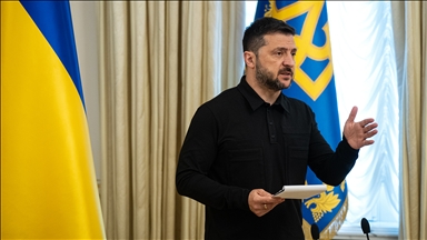 Ukrayna Devlet Başkanı Zelenskiy: Rusya bir ayda 6 binden fazla İHA ve yaklaşık 5 bin 500 güdümlü bomba ile saldırdı