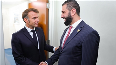 Şara ile Macron bölgedeki gelişmeleri görüştü