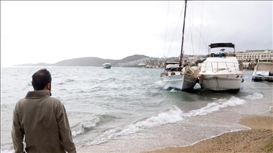 Muğla'da fırtına etkili oluyor