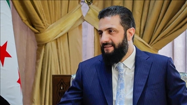 الشرع وبارزاني يبحثان التعاون لتنفيذ اتفاق الحكومة السورية مع "قسد" 