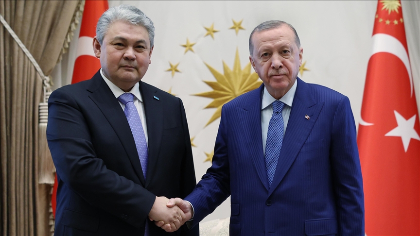 Турскиот претседател Ердоган го пречека казахстанскиот министер за надворешни работи Кошербаев во Анкара