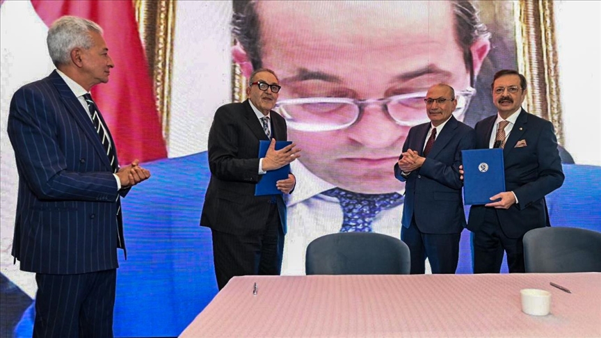 Mısır'da "Türkiye–Mısır Oda ve Borsalar İşbirliği Forumu" düzenlendi