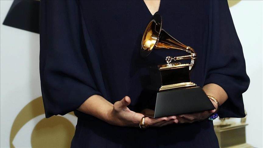 Названы победители премии Grammy