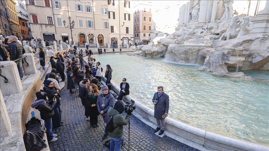Rome's historic Trevi Fountain becomes paid attraction for tourists
