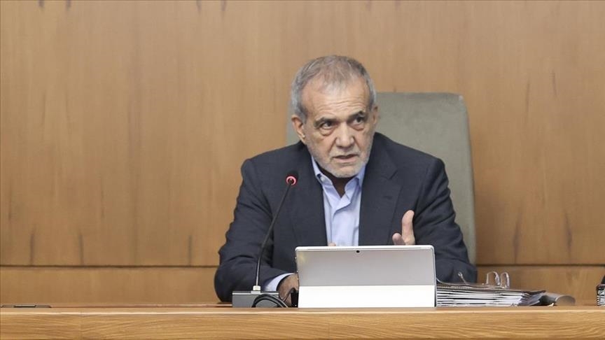 Presidenti iranian urdhëron rifillimin e bisedimeve bërthamore me SHBA-në