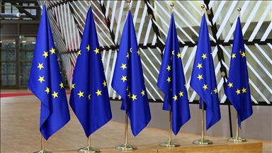 اتحادیه اروپا: درج ارتش‌های اتحادیه اروپا در فهرست تروریستی ایران را رد می‌کنیم