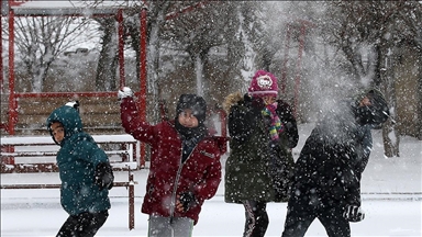 Tekirdağ'ın Saray ilçesinde taşımalı eğitime ara verildi