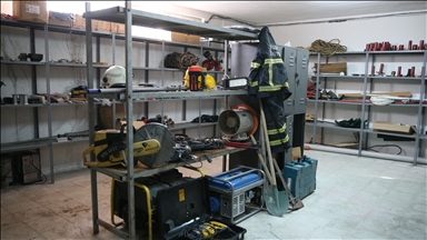 Niğdeli itfaiyeciler depremde kullandıkları ekipmanları anı olarak saklıyor