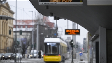 Германија: Јавниот превоз во застој, работниците со барања за подобри услови