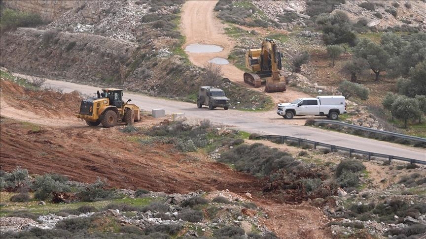 Ushtria izraelite dëmton vreshtat në Bregun Perëndimor të pushtuar, bastis vendbanime palestineze  