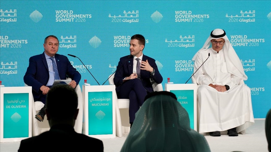 Муцунски на Светскиот самит за влади во Дубаи: Диверзификацијата е клуч за економската отпорност