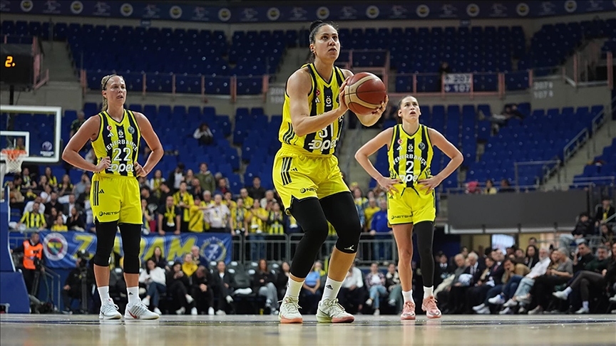 Fenerbahçe Opet, FIBA Kadınlar Avrupa Ligi'nde yarın Basket Landes'i konuk edecek