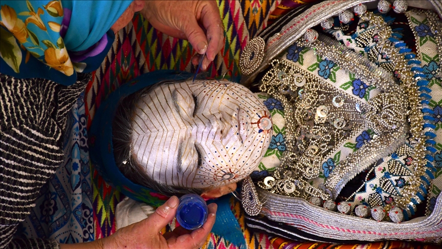 Bošnjačka sela na Kosovu čuvaju višestoljetnu tradiciju "šminkanja mladenke"