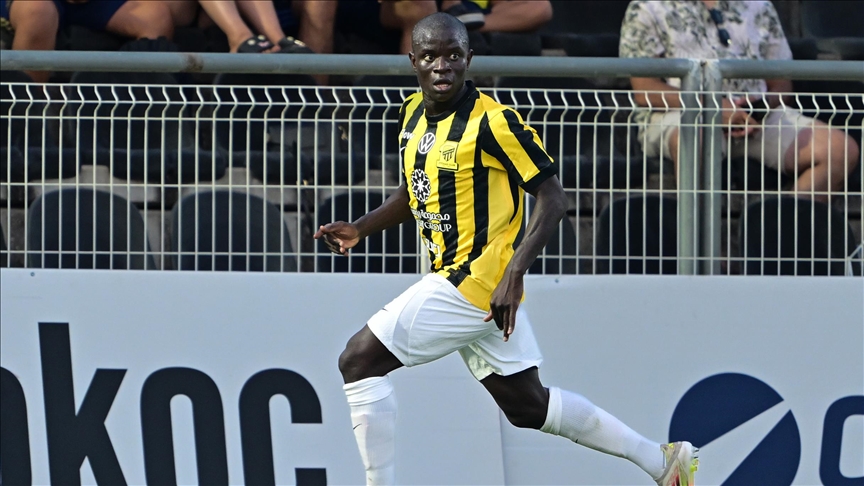 Football: le club de Fenerbahce annonce que le transfert de N’Golo Kanté ne s’était pas concrétisé
